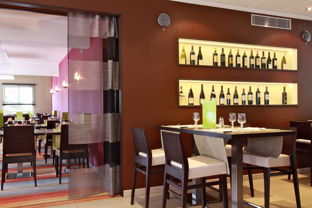 Mercure Hexagone Luxeuil Exterior foto