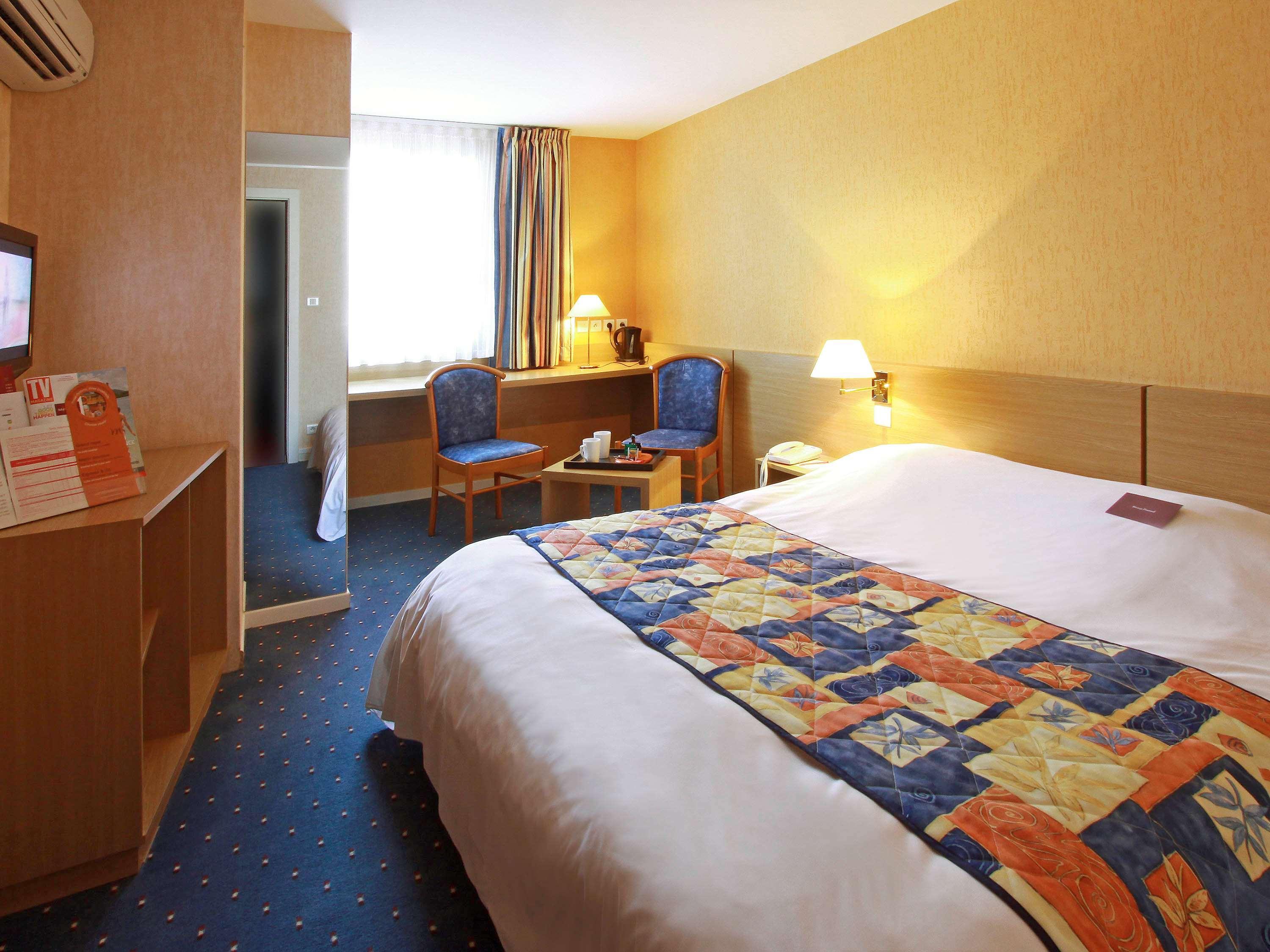 Mercure Hexagone Luxeuil Exterior foto